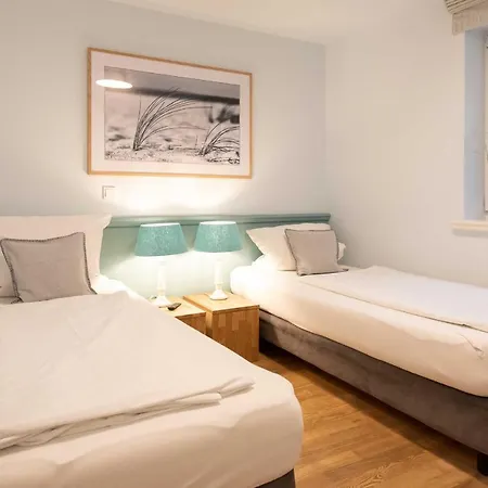 Apartment Lh Strandgefluester, App 1 Wenningstedt-Braderup